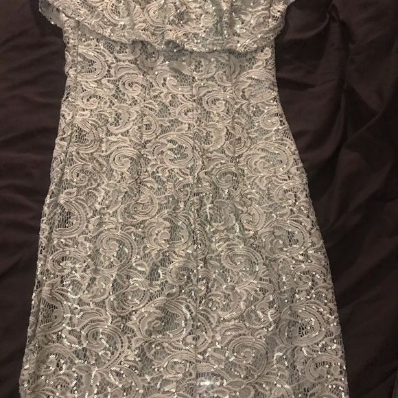 Marina sage lace Dress - Picture 2 of 3